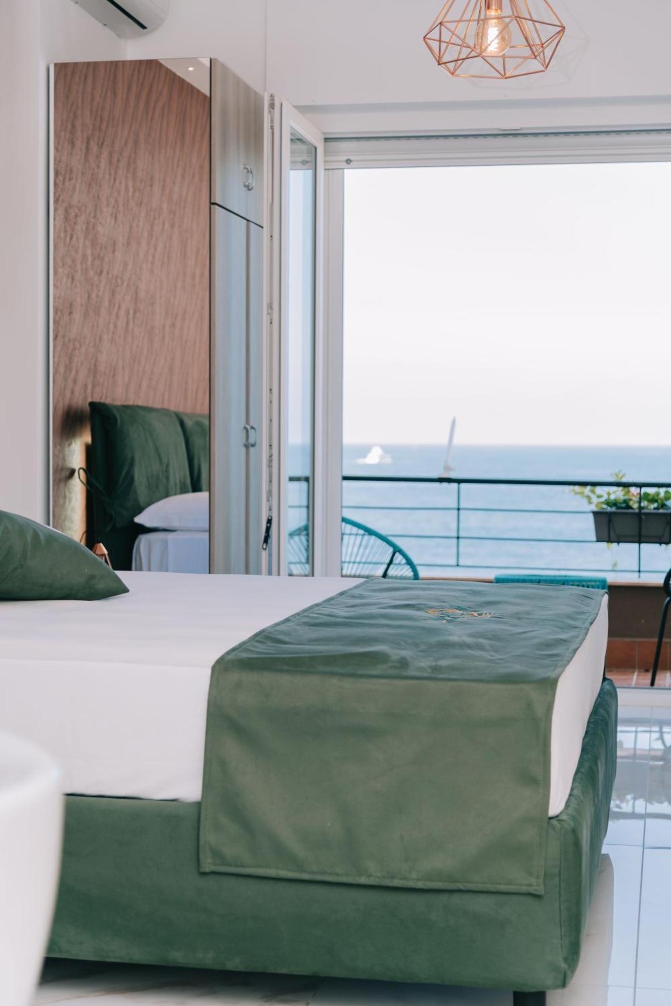 Frontemare Suite Castellammare di Stabia Oda fotoğraf